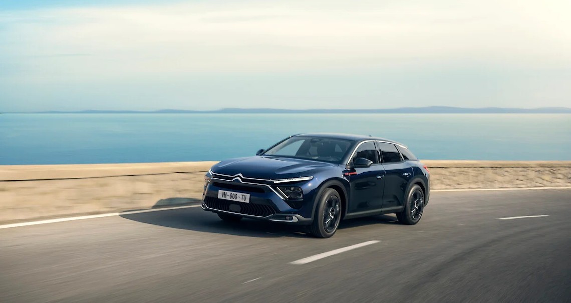 Citro&euml;n C5 X Hibrit Test S&uuml;r&uuml;ş&uuml;