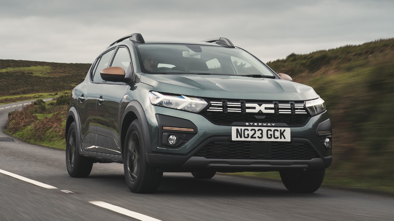 Dacia Sandero Stepway Test S&uuml;r&uuml;ş&uuml;