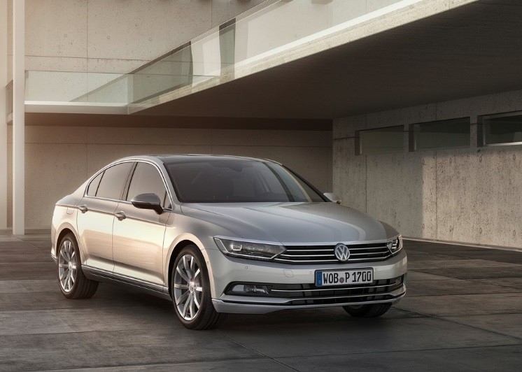 Ford Mondeo Titanium X vs Volkswagen Passat Highline