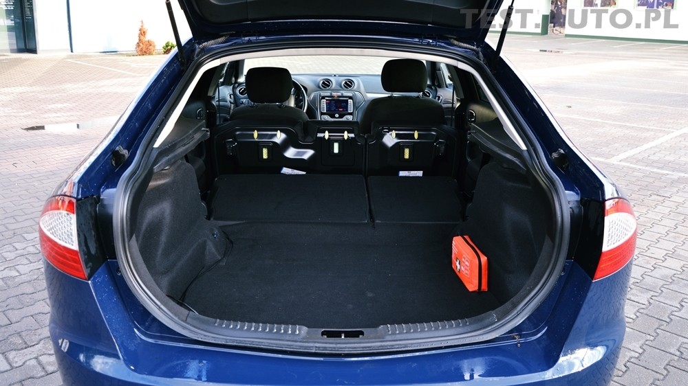 Ford Mondeo ve Volkswagen Passat Arasındaki Bagaj Hacmi Farkı