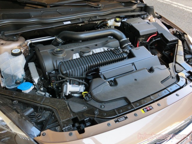 Motor Seçenekleri ve Performans