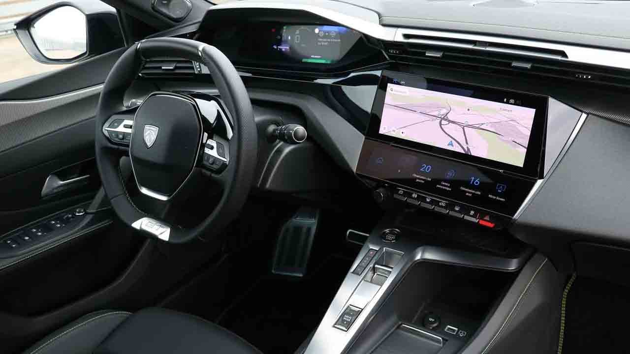 Peugeot 308’in Yeni Nesil Teknolojik Donanımları