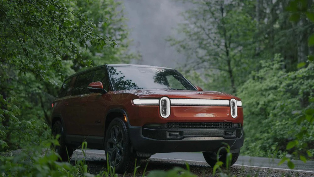 Rivian R1S: Aile Elektrikli SUV G&uuml;venliği