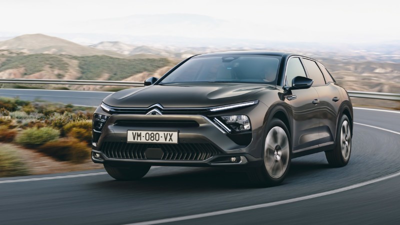 SUV ve Sedan Kombinasyonu