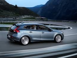 Volvo V40 Tarihçesi: Kompakt Hatchback’in Popülerliği