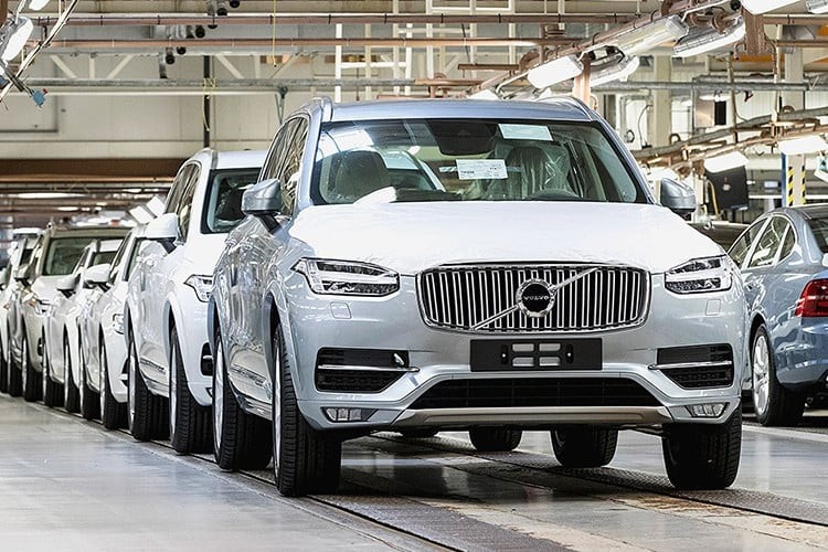 Volvo XC60 Recharge İncelemesi