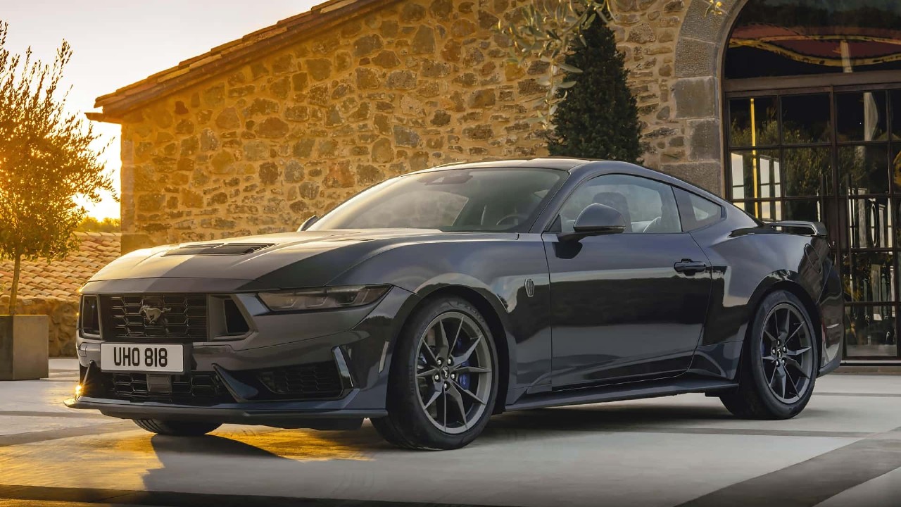 Yeni Nesil Mustang GT'nin Piyasaya Sürülmesi ve Beklentiler