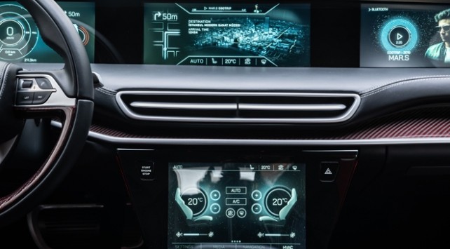 Yolda Akıllı Asistan Kullanımı