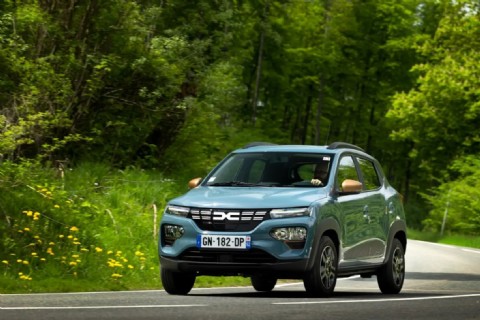 Dacia Spring İle Şehir İçi Elektrikli Araç Kullanımı