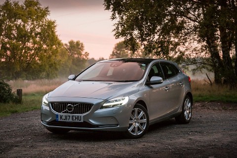 Volvo V40 Tarihçesi: Kompakt Hatchback’in Popülerliği