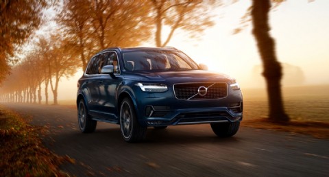 Volvo Xc90 Recharge: Hibrit Lüks Suv’un Özellikleri